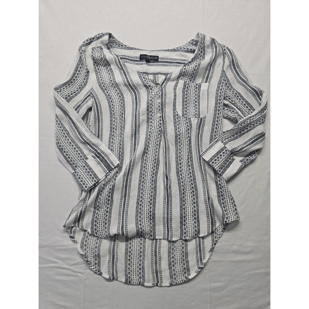 Fred David Womans 3/4 Sleeve Blouse Size Medium White & Grey